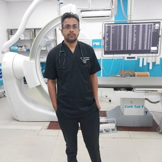 DR SHOBIT TOMAR